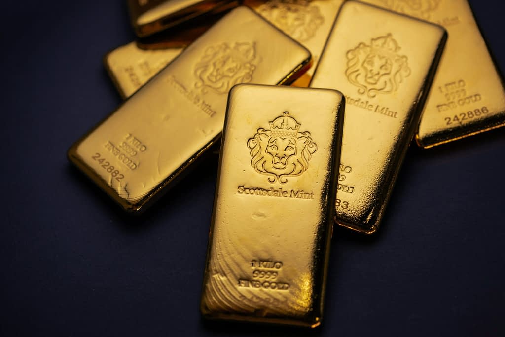 Gold Premium Scottsdale Mint gold bars stored in security vault - physical gold assets of ultra-wealthy investors in Singapore